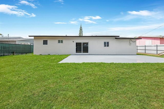 17201 NW 42nd Ave, Miami Gardens, FL 33055