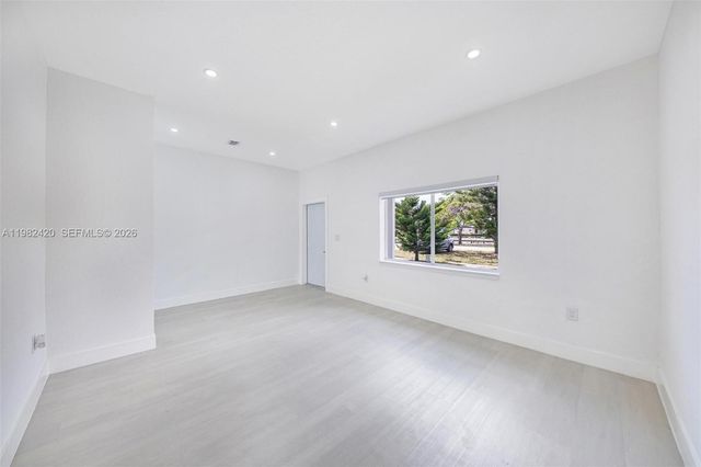 17201 NW 42nd Ave, Miami Gardens, FL 33055