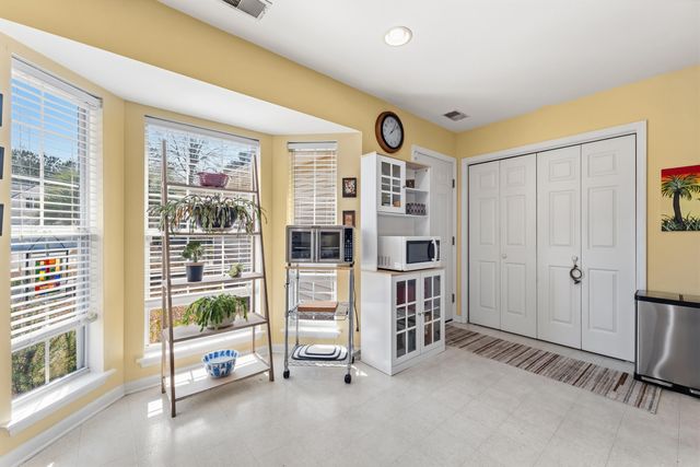 2701 Palmetto Hall Boulevard, Mount Pleasant, SC 29466