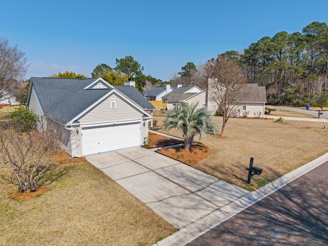 2701 Palmetto Hall Boulevard, Mount Pleasant, SC 29466