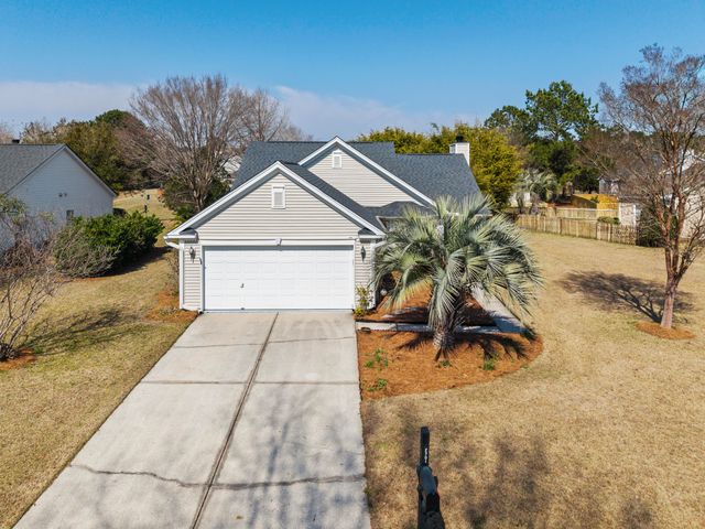 2701 Palmetto Hall Boulevard, Mount Pleasant, SC 29466