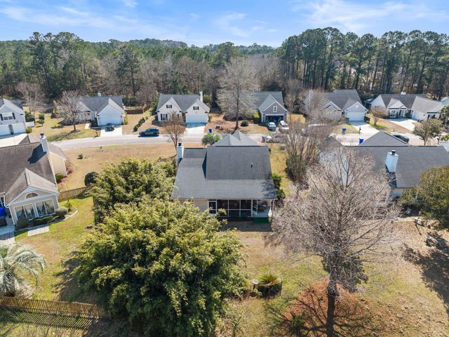 2701 Palmetto Hall Boulevard, Mount Pleasant, SC 29466