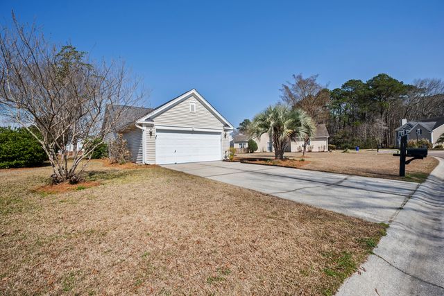 2701 Palmetto Hall Boulevard, Mount Pleasant, SC 29466