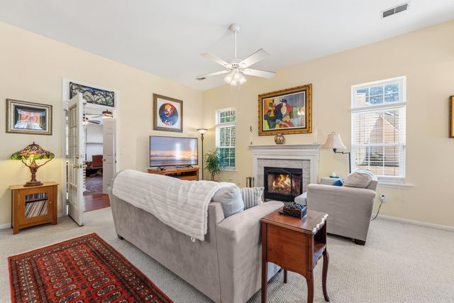 2701 Palmetto Hall Boulevard, Mount Pleasant, SC 29466