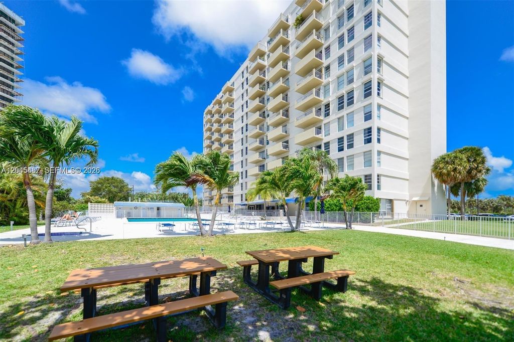 880 NE 69th Street 5L, Miami, FL 33138