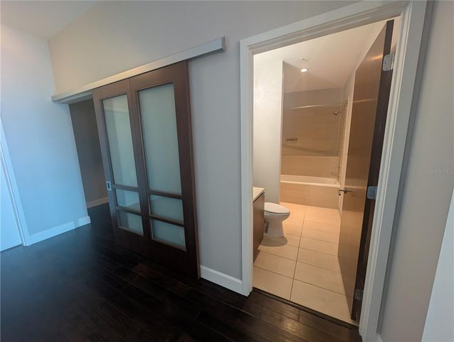 912 CHANNELSIDE DRIVE 2803, Tampa, FL 33602