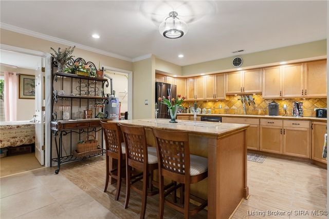 33 Abby Chase Drive, Jeffersonville, IN 47130