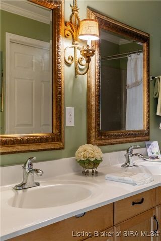 33 Abby Chase Drive, Jeffersonville, IN 47130