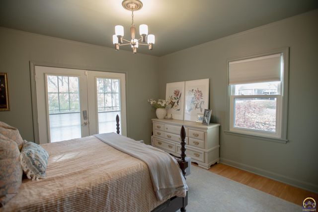 2323 SW 20th ST, Topeka, KS 66604