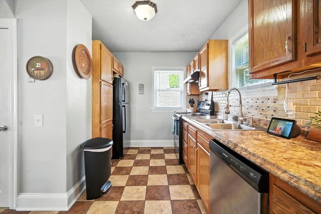 91 Braddock Street, Springfield, MA 01109