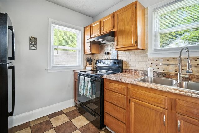 91 Braddock Street, Springfield, MA 01109