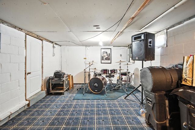 91 Braddock Street, Springfield, MA 01109