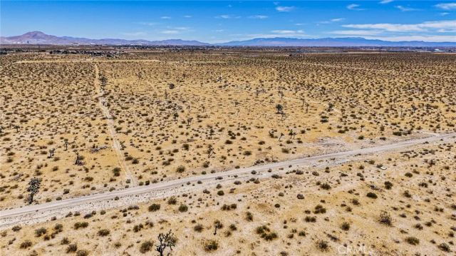 18823 Richardson, Adelanto, CA 92301