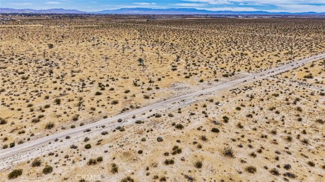 18823 Richardson, Adelanto, CA 92301