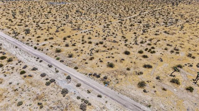 18823 Richardson, Adelanto, CA 92301