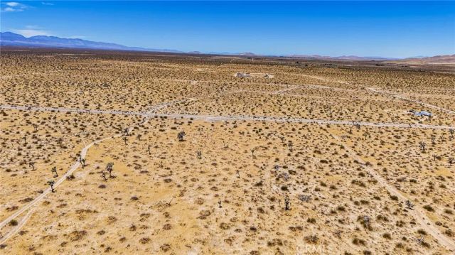 18823 Richardson, Adelanto, CA 92301