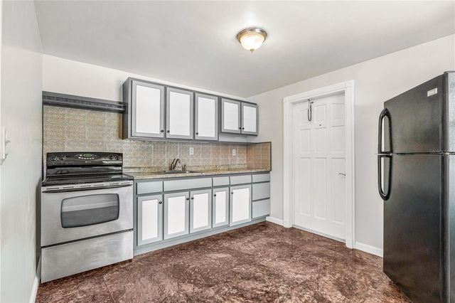 916 FLAGLER AVENUE, Edgewater, FL 32132