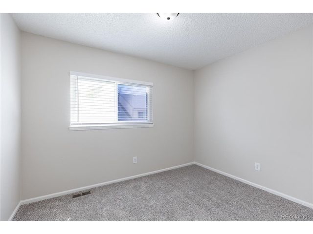 1724 W 102nd Ave, Thornton, CO 80260