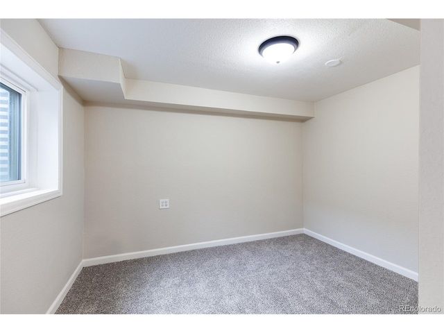 1724 W 102nd Ave, Thornton, CO 80260