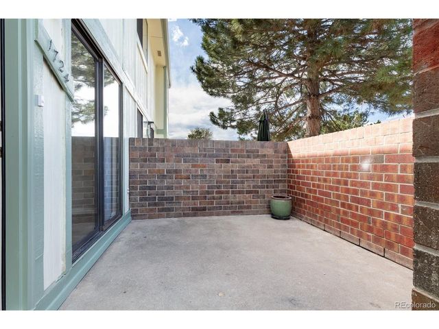 1724 W 102nd Ave, Thornton, CO 80260