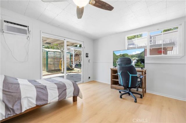 28020 Newbird Drive, Saugus, CA 91350