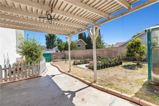 28020 Newbird Drive, Saugus, CA 91350