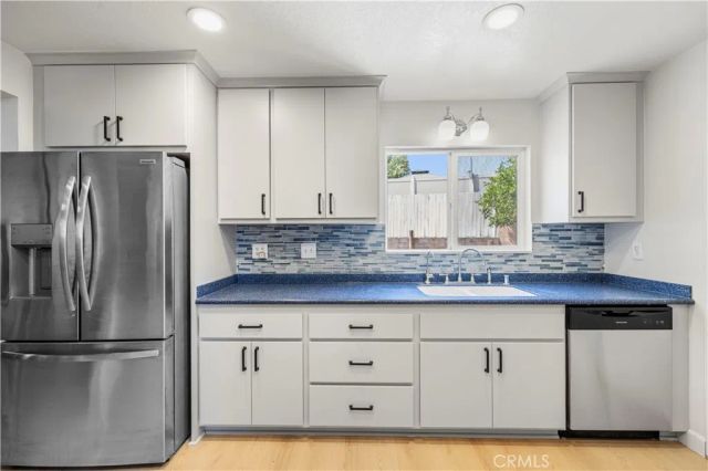 28020 Newbird Drive, Saugus, CA 91350