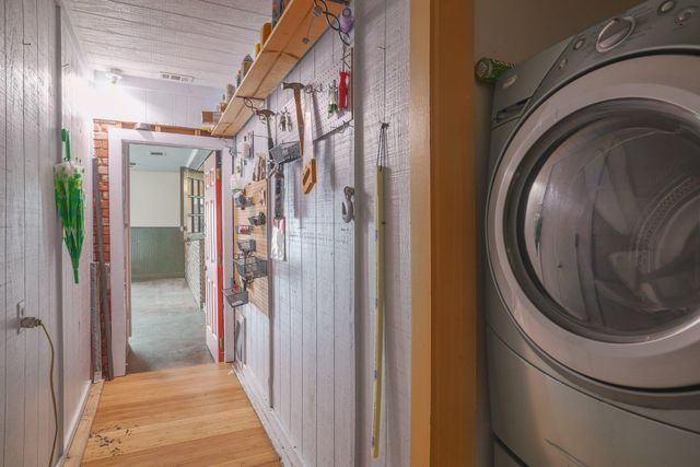 205 E Lola DR, Austin, TX 78753