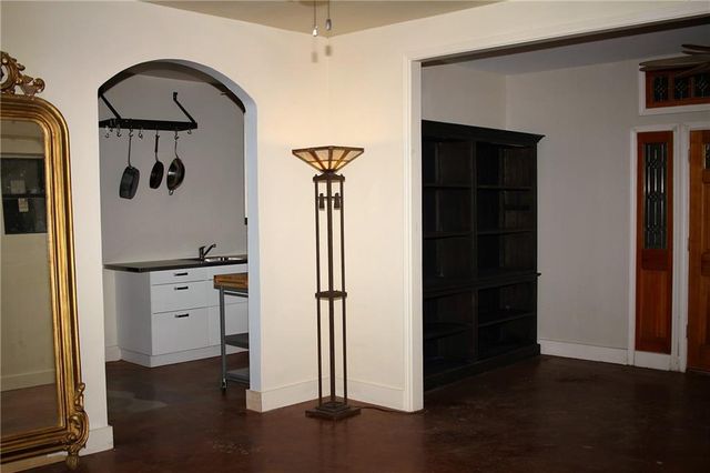 205 E Lola DR, Austin, TX 78753