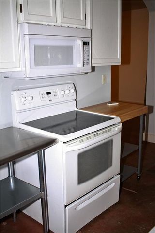 205 E Lola DR, Austin, TX 78753