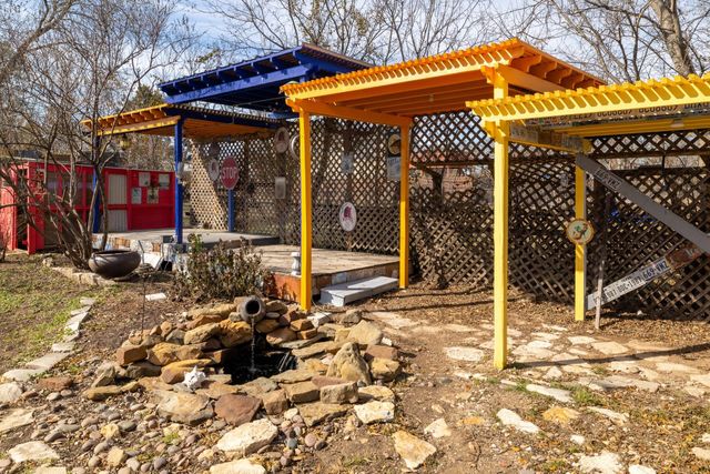 205 E Lola DR, Austin, TX 78753