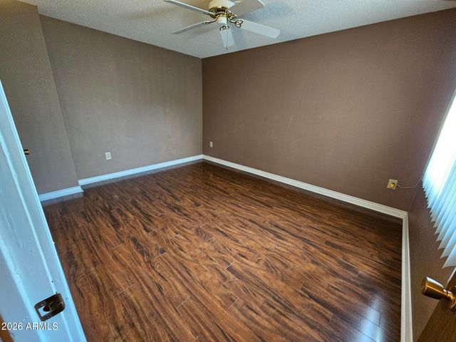 10743 W THUNDERBIRD Boulevard, Sun City, AZ 85351