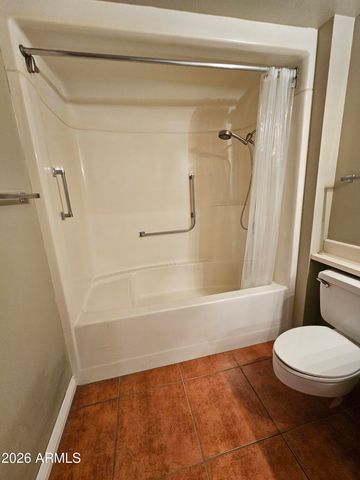 10743 W THUNDERBIRD Boulevard, Sun City, AZ 85351