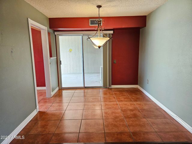 10743 W THUNDERBIRD Boulevard, Sun City, AZ 85351