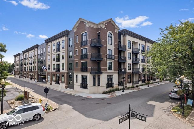 41 N Rangeline Road UNIT 3, Carmel, IN 46032