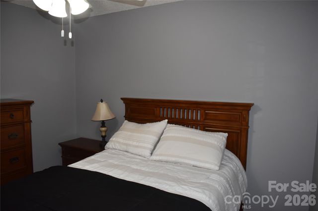 26 Chipmunk Ridge, Marion, NC 28752