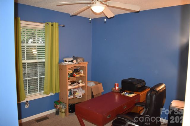 26 Chipmunk Ridge, Marion, NC 28752