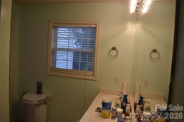 26 Chipmunk Ridge, Marion, NC 28752