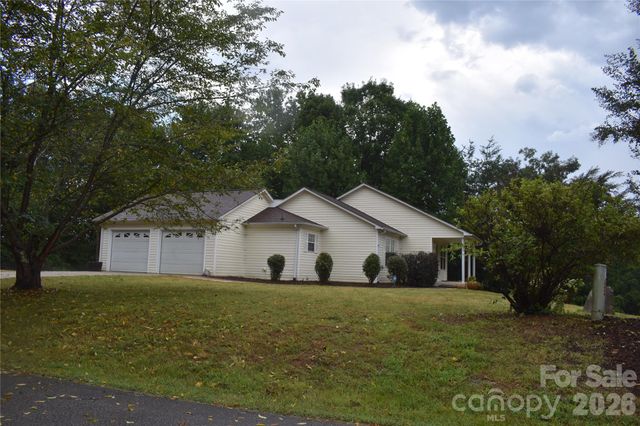 26 Chipmunk Ridge, Marion, NC 28752