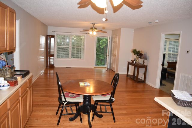 26 Chipmunk Ridge, Marion, NC 28752