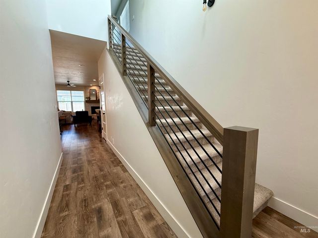 1962 E Presidential Dr, Meridian, ID 83642