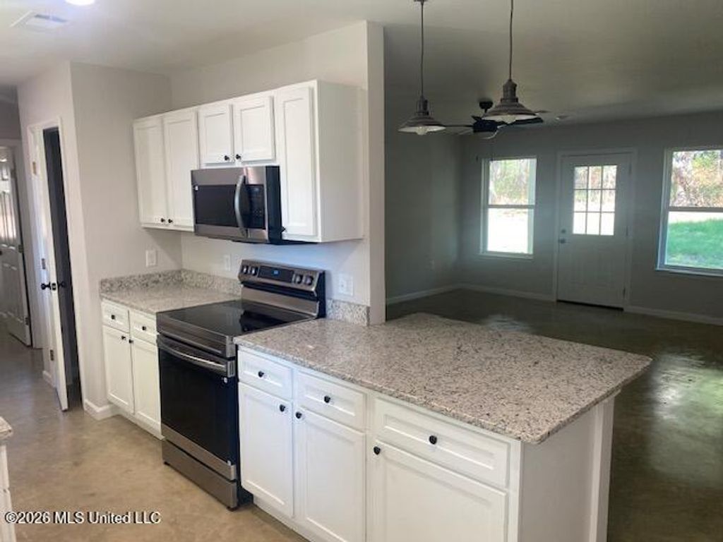 1245 Lyles Road, Senatobia, MS 38668 — photo 4