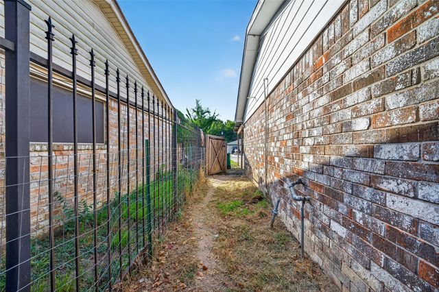 7339 Conley Street, Houston, TX 77021