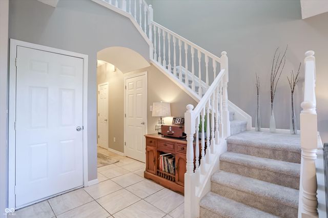 11260 Fonthill Drive, Indianapolis, IN 46236