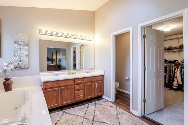 11260 Fonthill Drive, Indianapolis, IN 46236