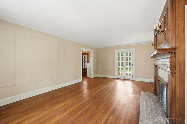 145 Wisteria Drive, Oakwood, OH 45419