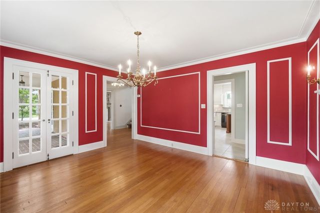 145 Wisteria Drive, Oakwood, OH 45419