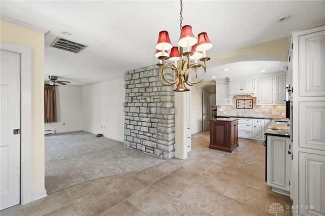 145 Wisteria Drive, Oakwood, OH 45419