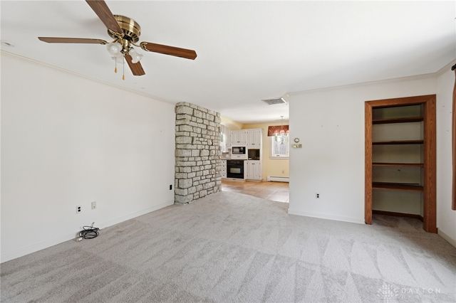 145 Wisteria Drive, Oakwood, OH 45419