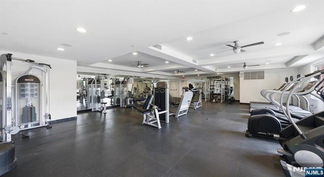 2050 Central Road 801, Fort Lee, NJ 07024